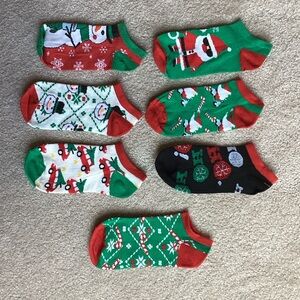 Festive Holiday Ankle Socks Set - Multicolor